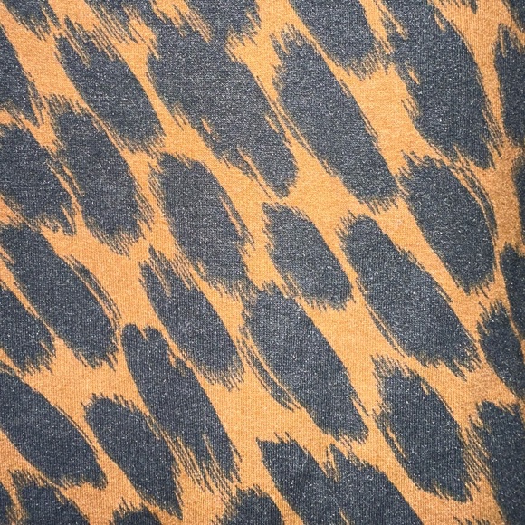 Stars Above Leopard Print Lounge Set - Picture 8 of 8